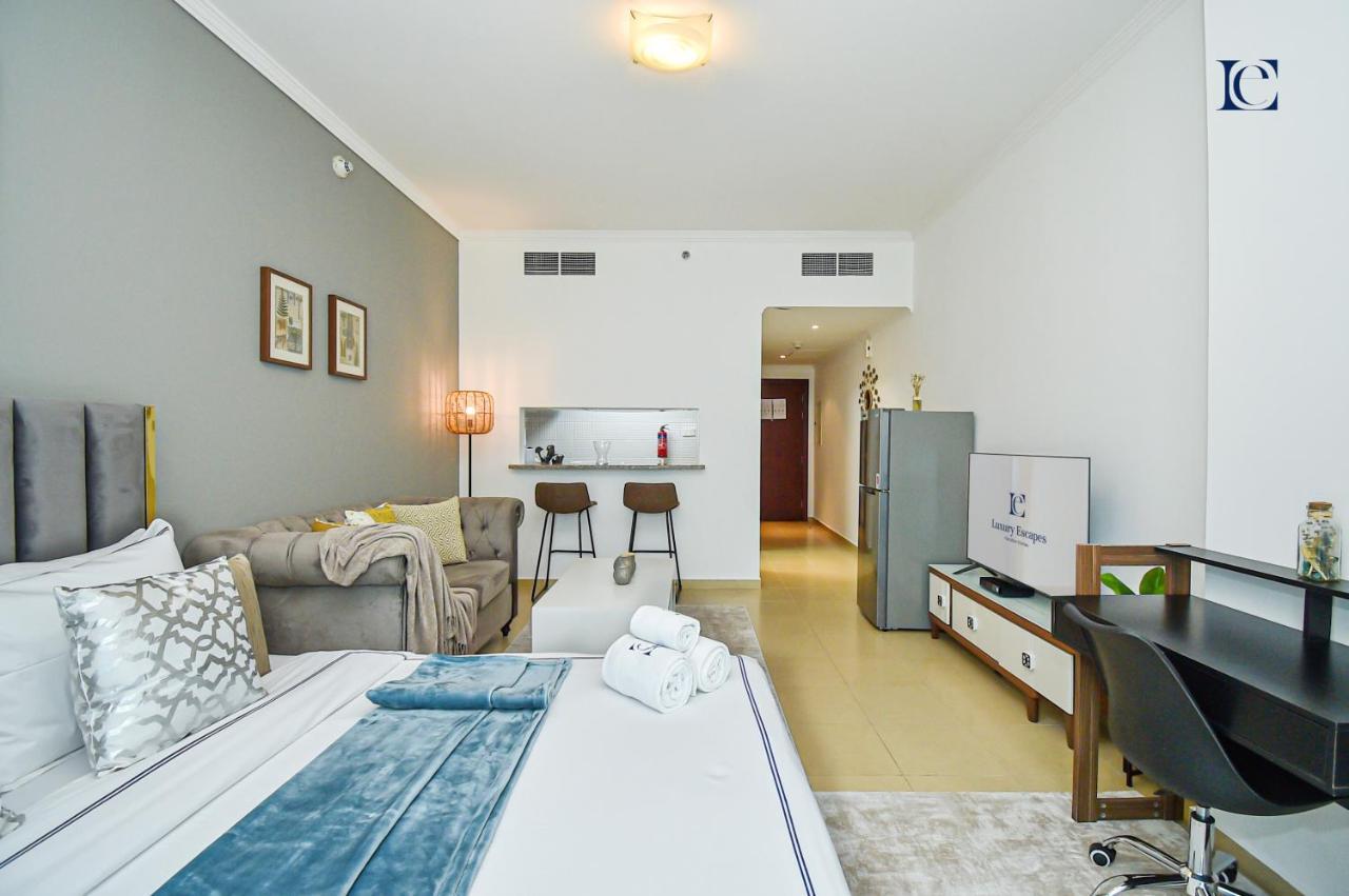 Luxury Escapes - Modern Studio Near Metro In X1 Tower Jlt Дубай Экстерьер фото
